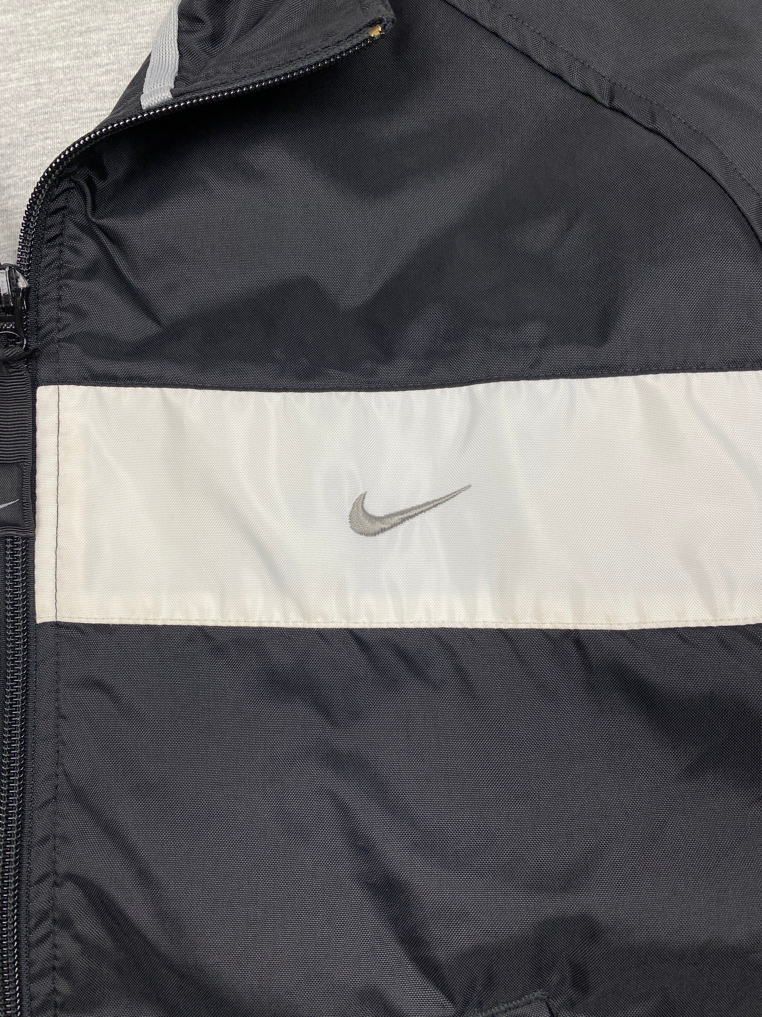 Vintage Nike Black and White Windbreaker