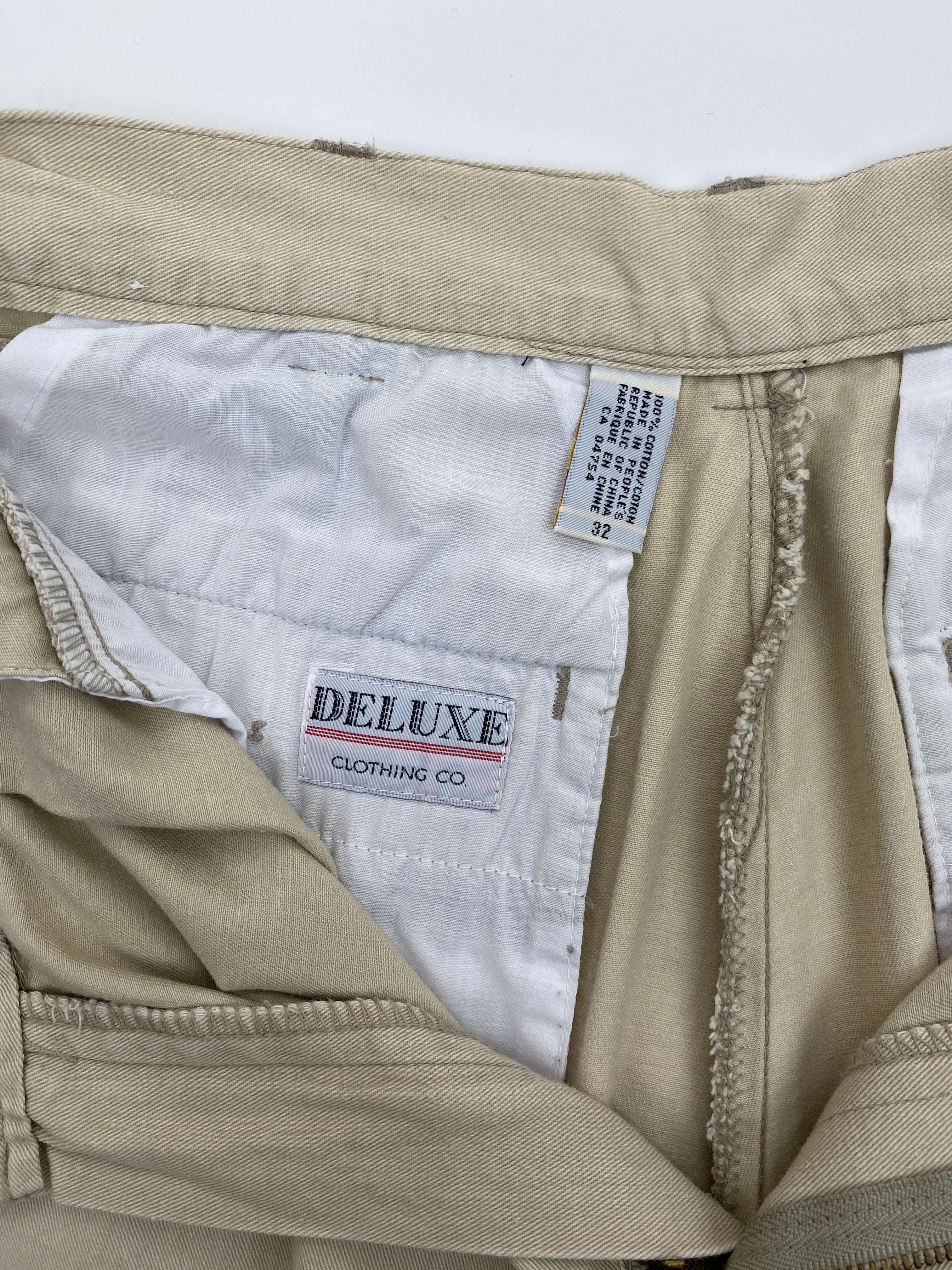 Vintage Deluxe Beige Chino Shorts